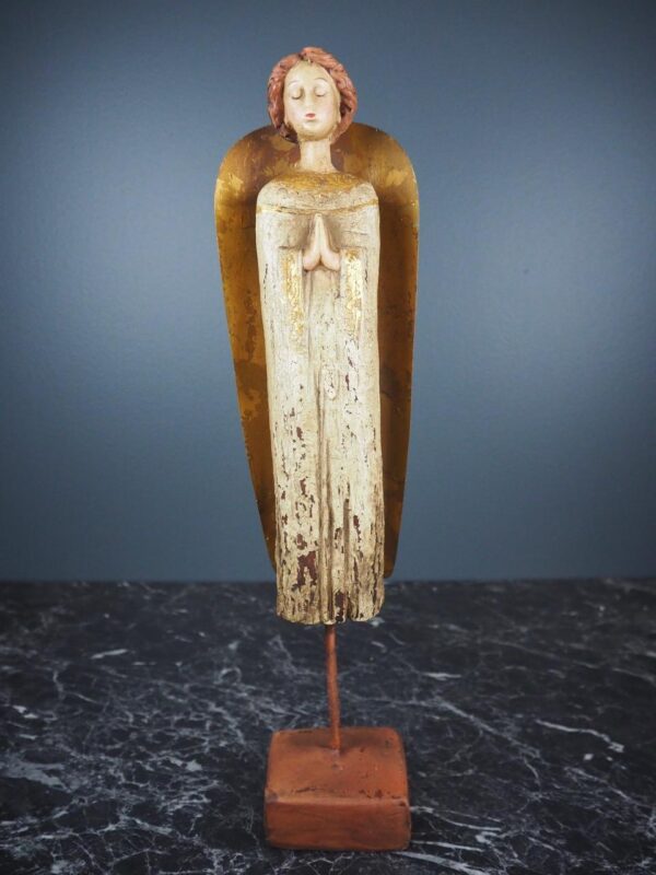 ANGEL PRAYING W/TIN WINGS 16