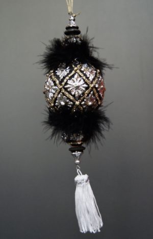 Small arabesque ornament