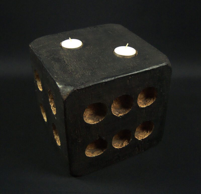 Cube Black/White dots dist ant