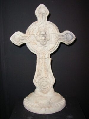 Renissance cross