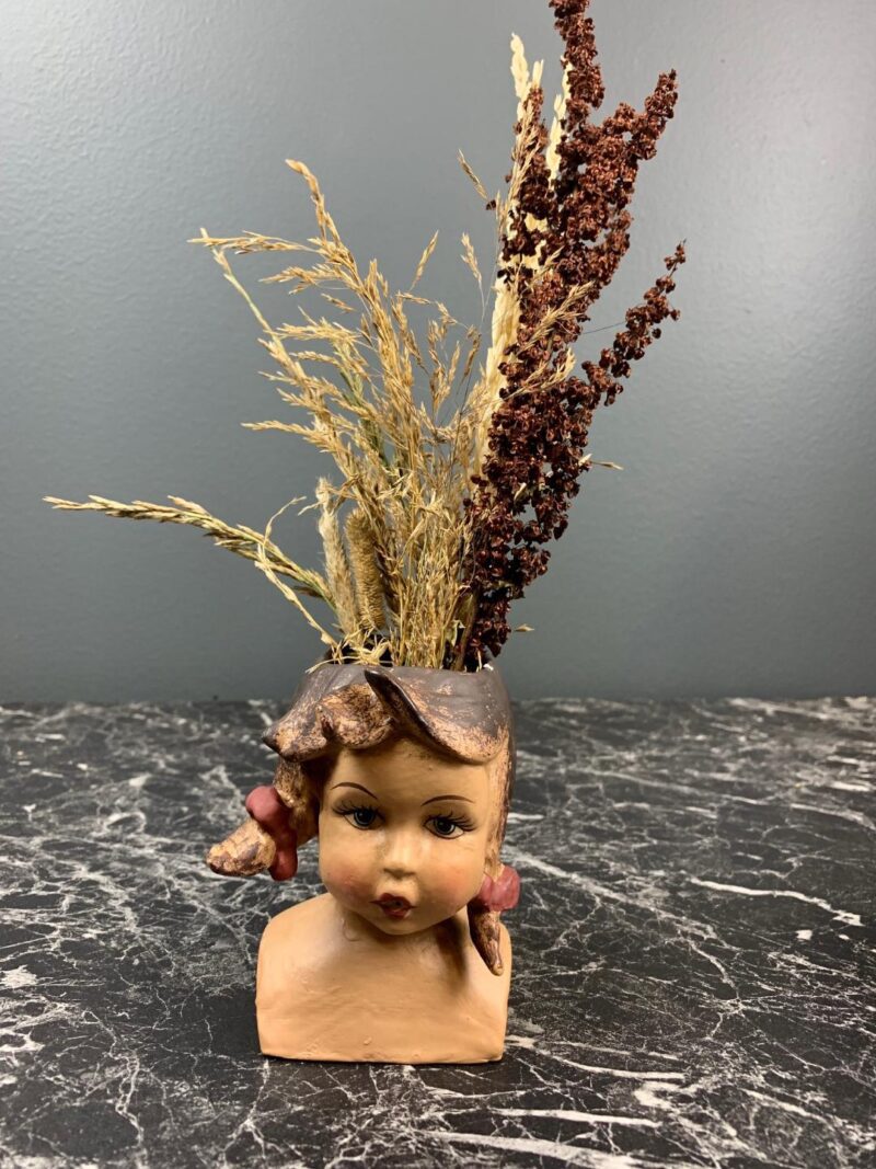 Lady w/ribbon planter PTD