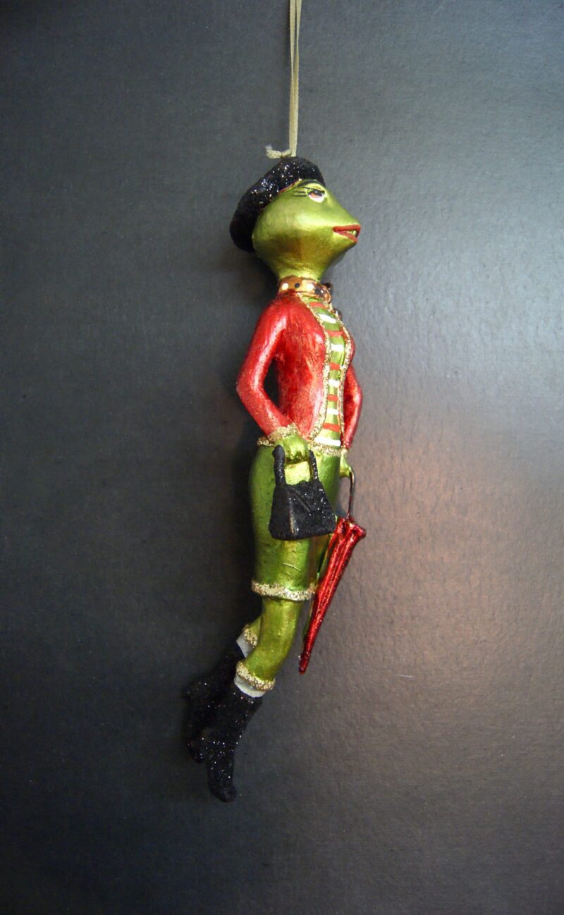 City frog french girl
