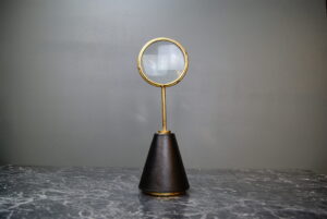 Resin Magnifying Glas