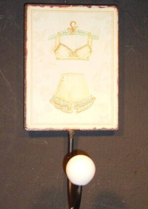 Lingeri 1 Hook