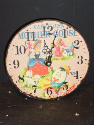 Goose Table Clock 14.5cm