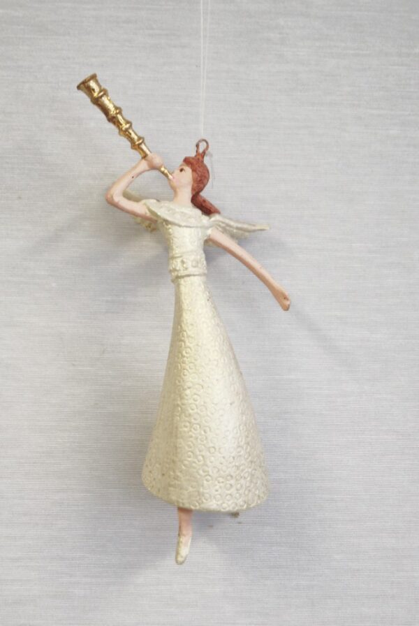 Slanting Angel W/Trumpet Ply