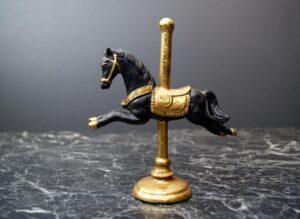 Carousel horse blk/gla S