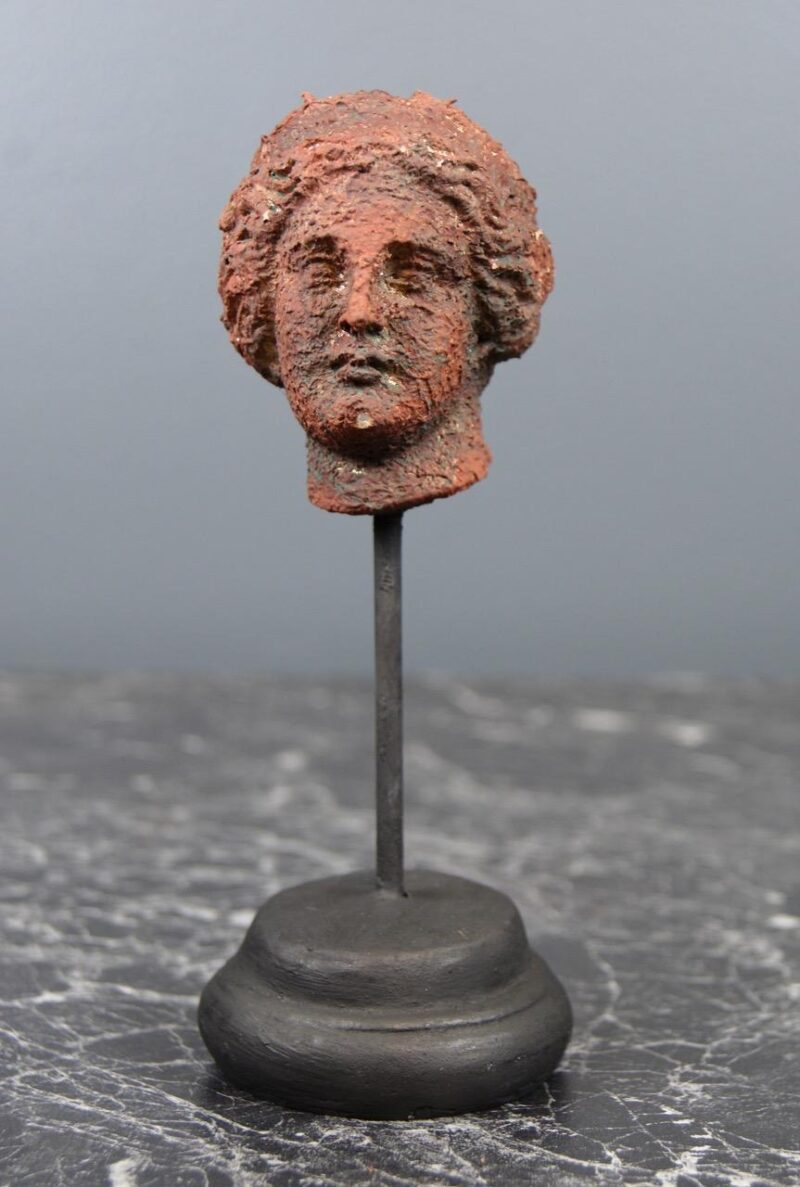 ROMAN GREEK HEAD RSTC ON BASE