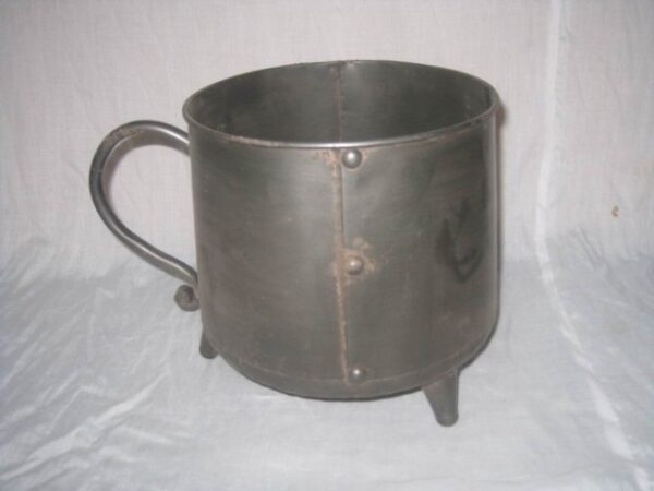 Cup Planter Lrg Blk Rust