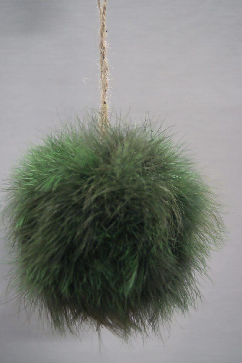 Fluffy Feather Ball