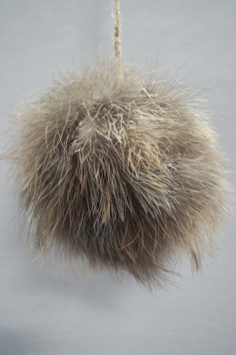 Fluffy Feather Ball