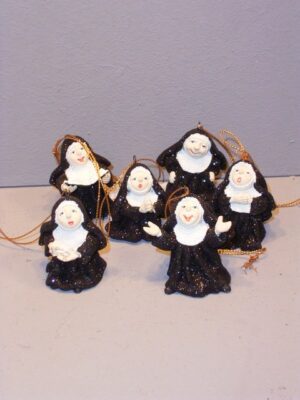 Mini Singing nuns