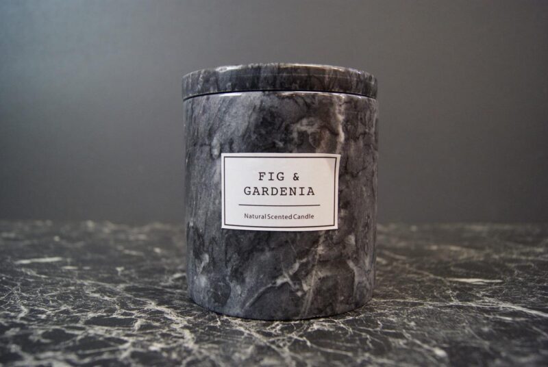 Marble candle black