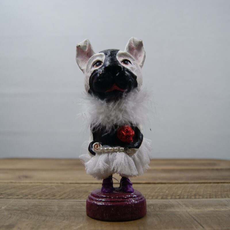 Amorous dog white/black wht neckpc & skirt