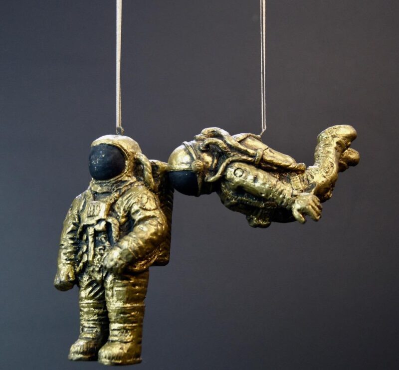 Astronaut Orn Gold Ant. With Black Lens A/2