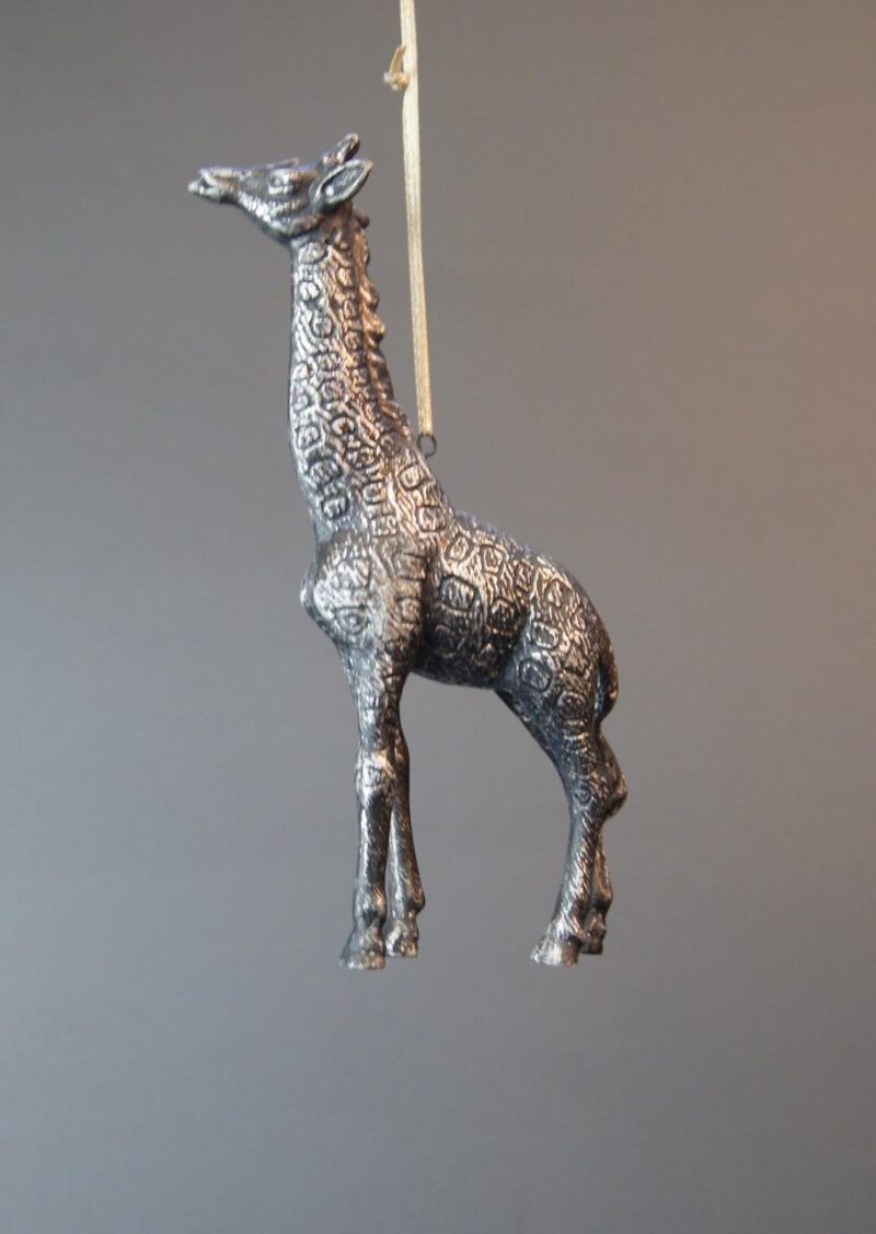 Giraffe Orn Silver Ant.