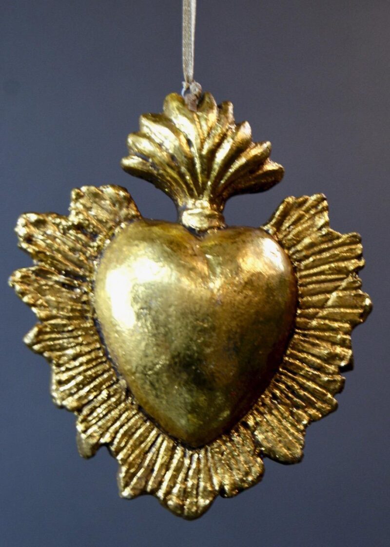 Heart w/ flame on top and Rays GL Ant