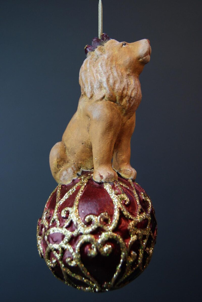 Circus Lion on Ball Realistic & Sat Red Ball
