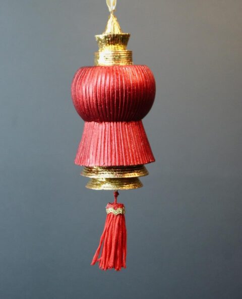 Dome Shape Orn Sat Red/GL/Tassel