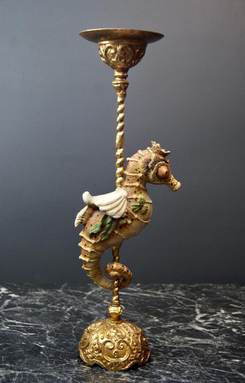 Sea Horse Carousel Gold CH Realistic Design