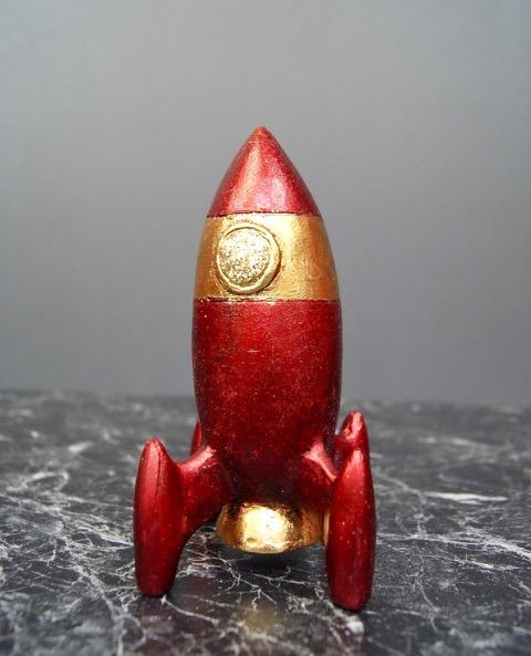 Rocket ship Sat Red GL w/ glits