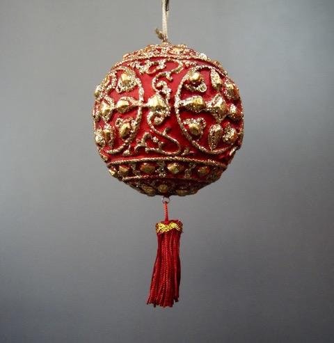 Royal Pattern Orn GL & Sat Red w/ Tassel