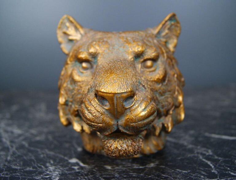 Lion Head CH Gold