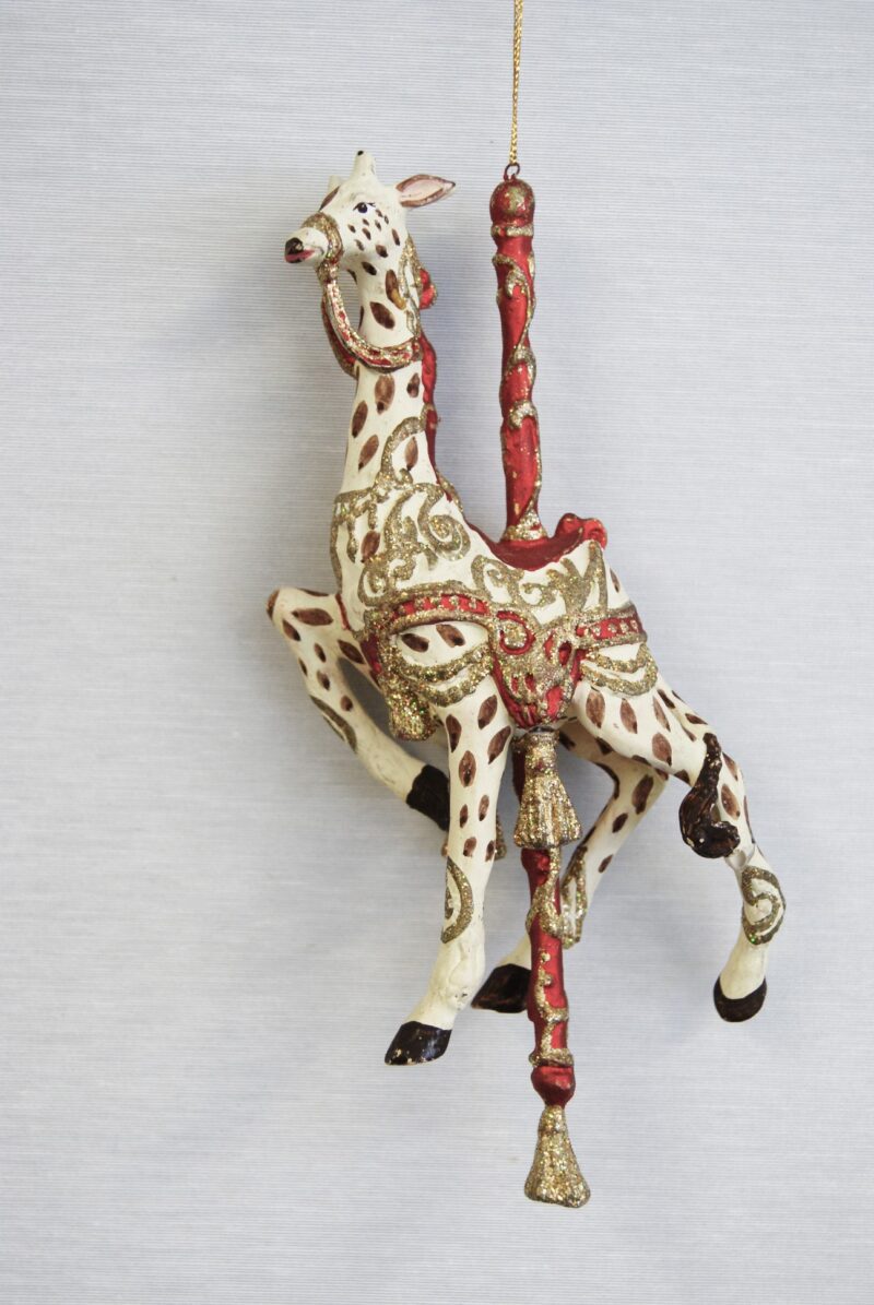 Giraffe orn prada red