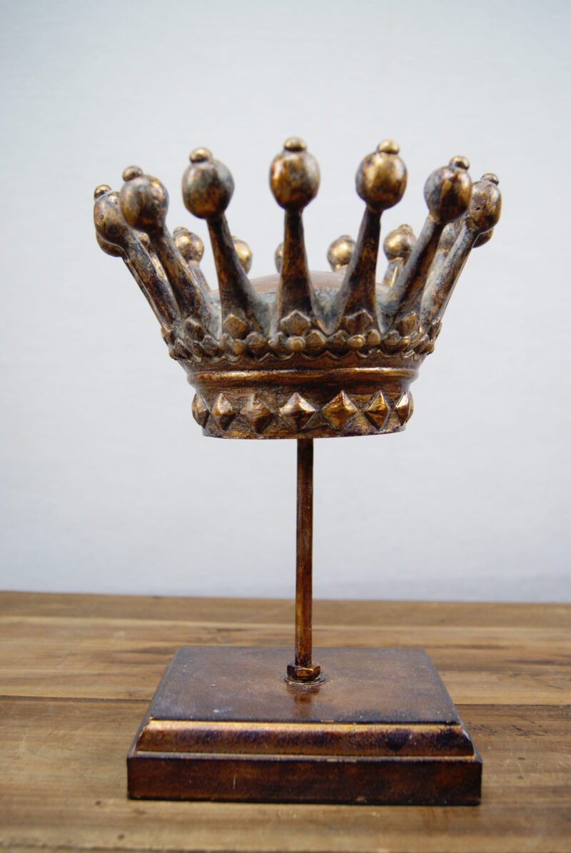 10" Crown Deco