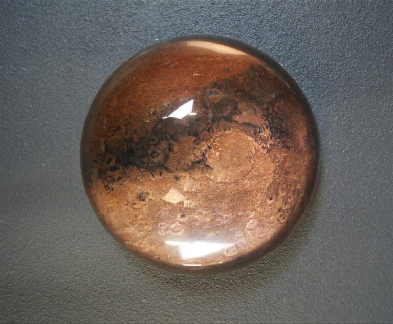 Paperweight Mars