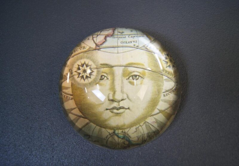 Paperweight moon