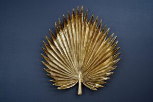 Cattail Leaf Plate Hanger