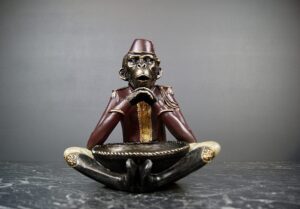 Orangutang Bell boy