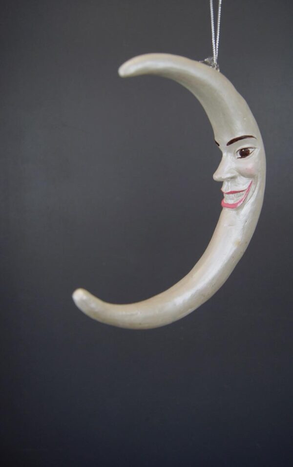 "Crescent Moon 7"" Large Ws"