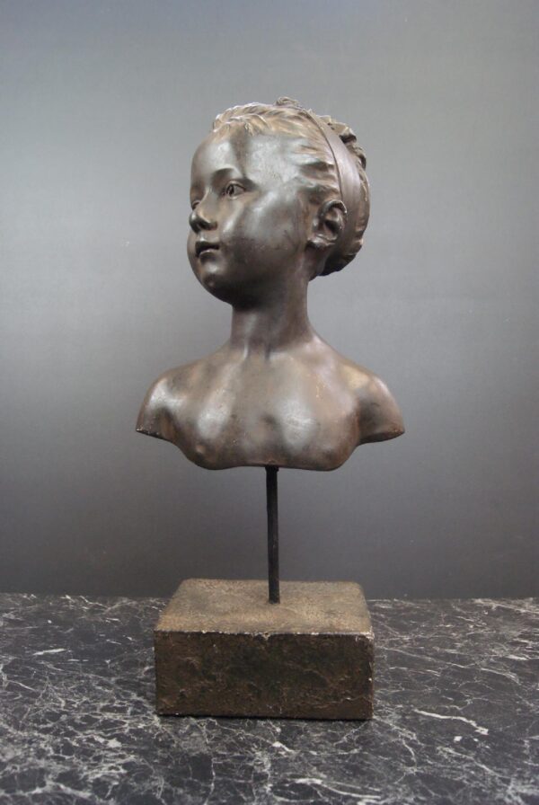 Diane Lady Bust Wood