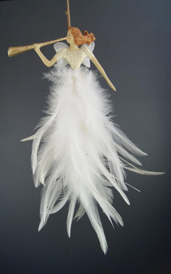 Flying Fairy Trump pearl whit