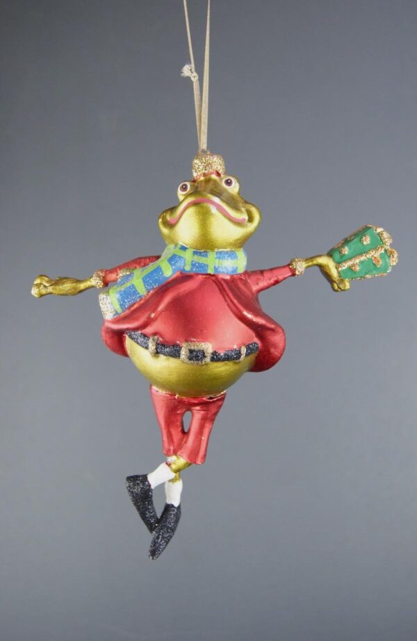 Frog Holding Gift Orn