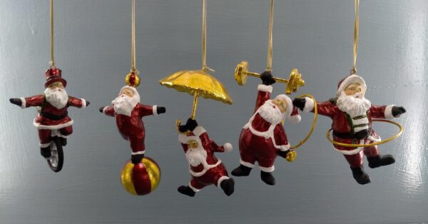 Circus Santa a/5 with goldleaf details