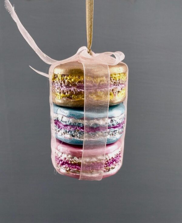 Triple metalic macrons with white ribbon tie