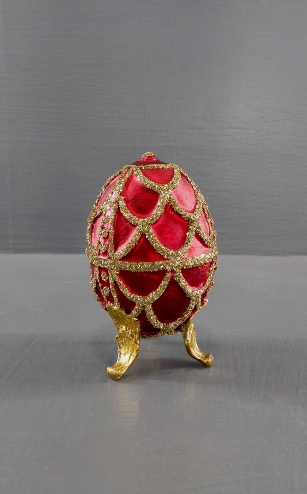 Egg Tabletop satin red with gold glits