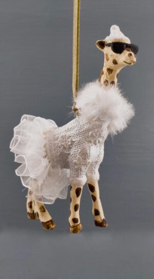 Cool giraffe w/ pearlized sweater & fabskirt