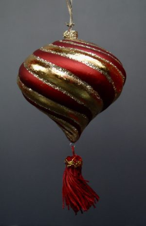 Swirl top orn Red w/ tassel