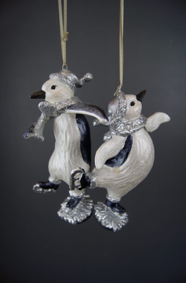 Dancing penguin black & White S/2