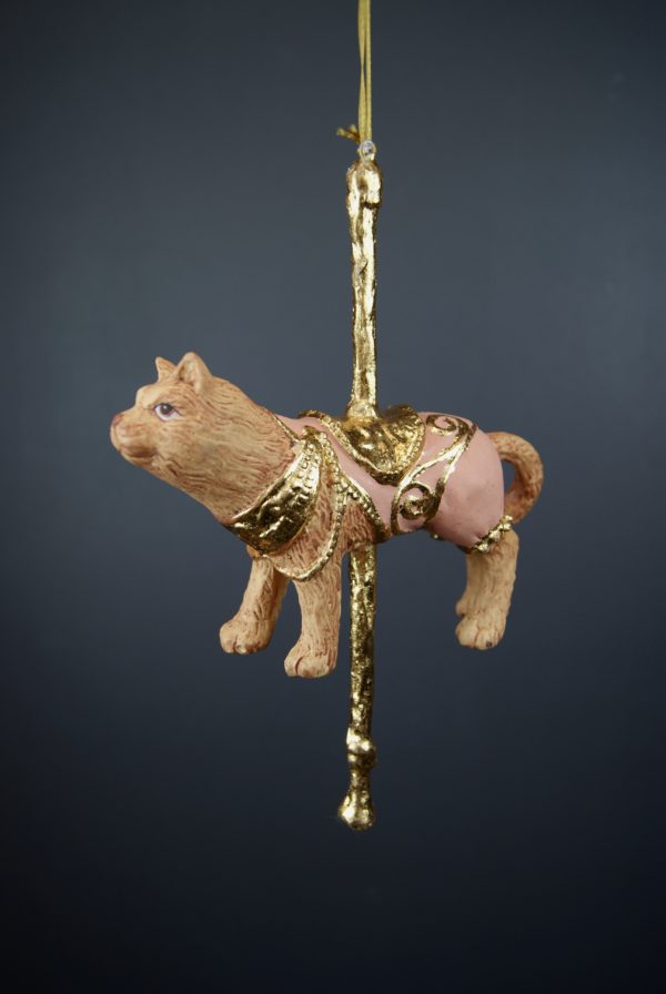 Cat Carousel orn flesh w/GL