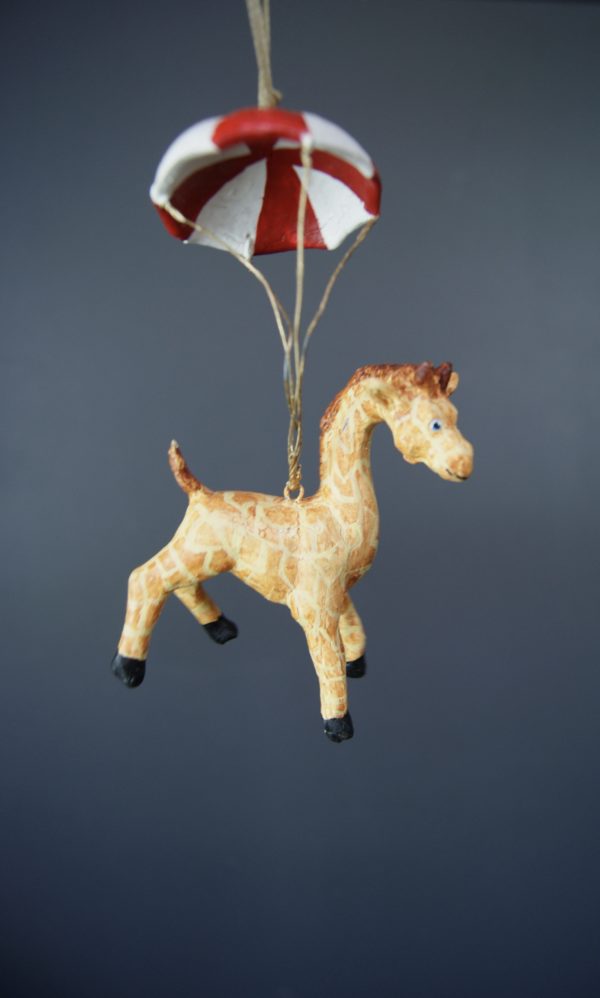 Gerry giraffe w/ parachute latex