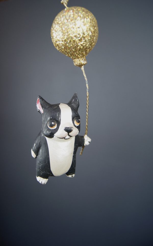 Pepper the dog w/ gold glits balloon