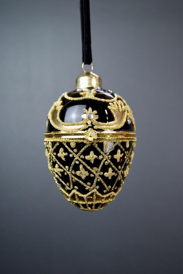Glass egg box black 8,5 cm