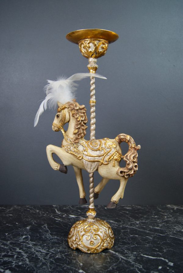 Horse gold/Pearlized CH with feather