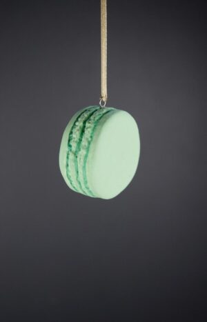 Macrons orn realistic green finish
