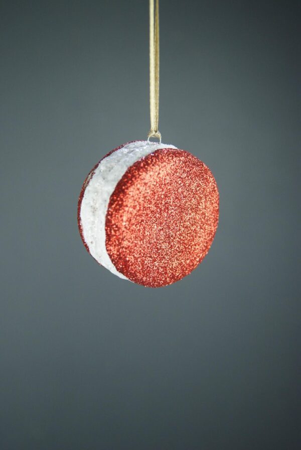 Macrons orn red glits w/ white details